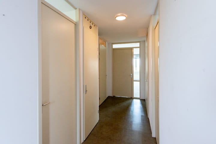 Photo 6 of De Arc 63