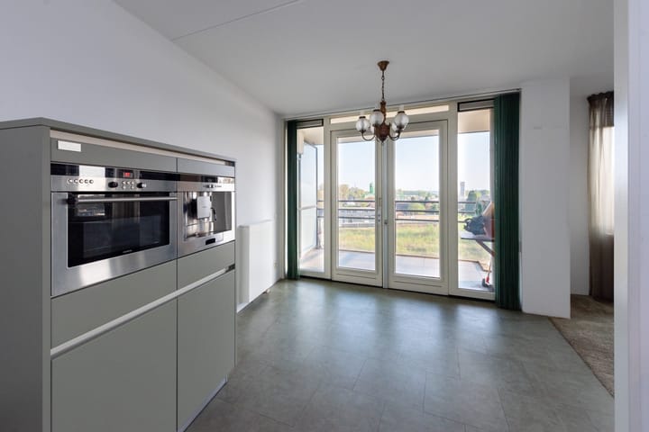 Photo 15 of De Arc 63