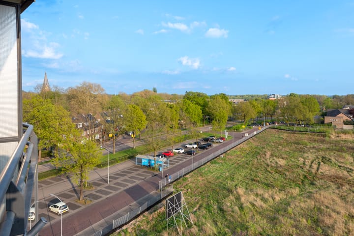 Photo 18 of De Arc 63