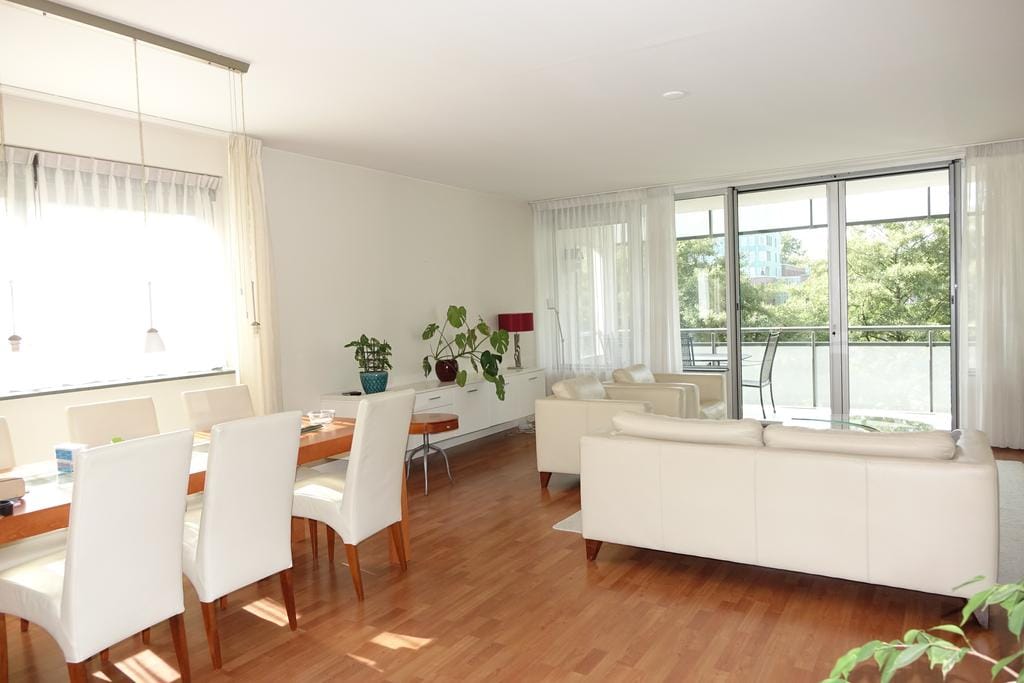 Photo 1 of Laan van Deshima 6