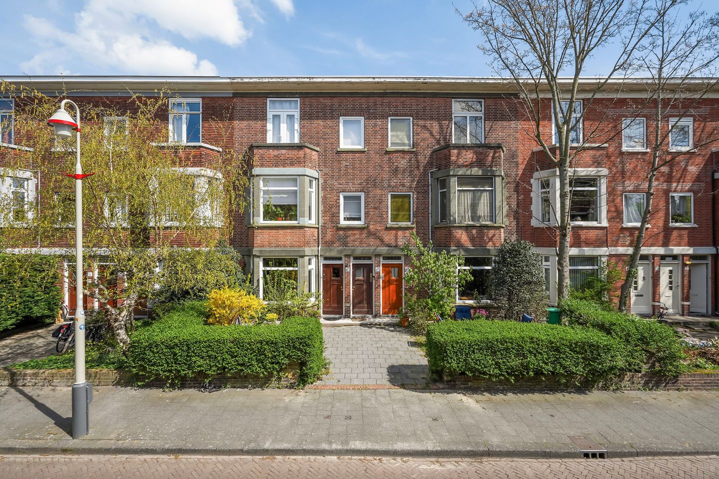 Foto 1 van Van der Aastraat 47