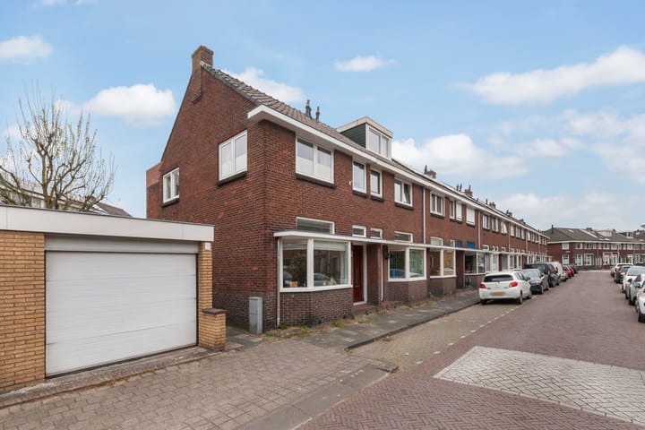 Foto 35 van Jan Luykenstraat 60