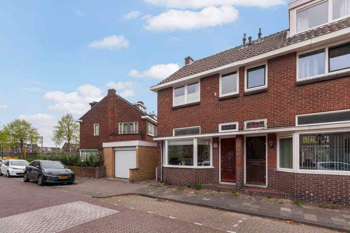 Foto 36 van Jan Luykenstraat 60