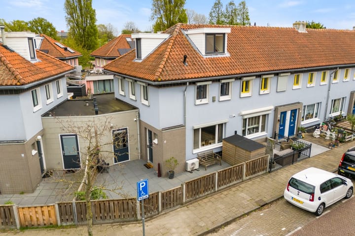 Foto 2 van Kamillestraat 18