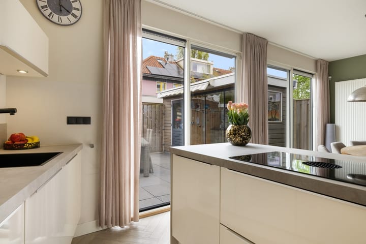 Foto 17 van Kamillestraat 18