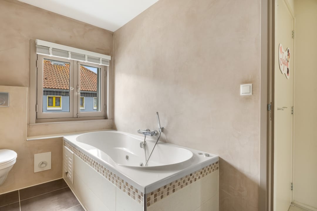 Foto 31 van Kamillestraat 18