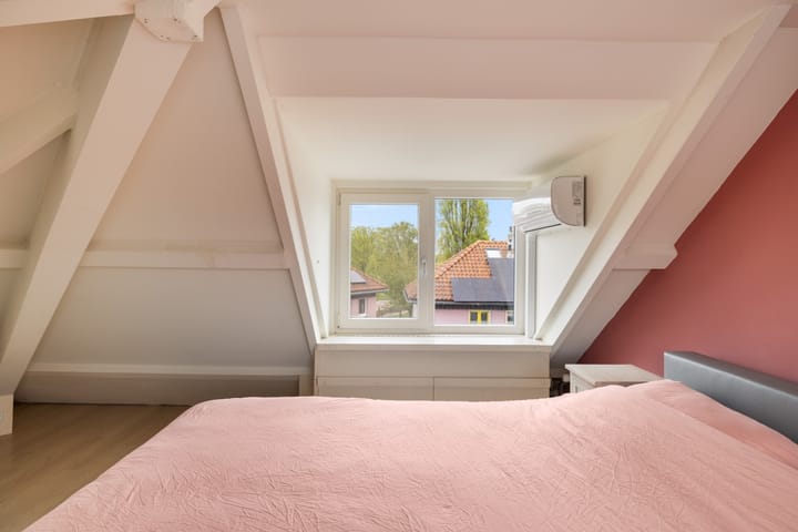 Foto 36 van Kamillestraat 18