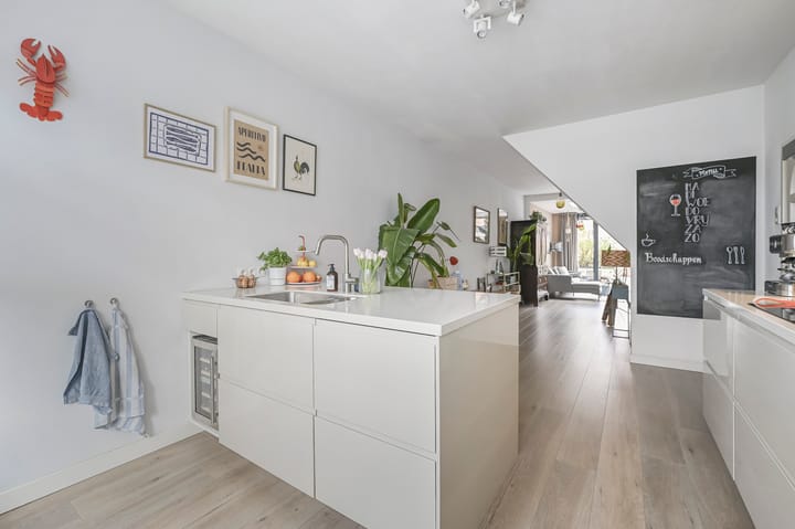 Foto 14 van van Barbansonstraat 66