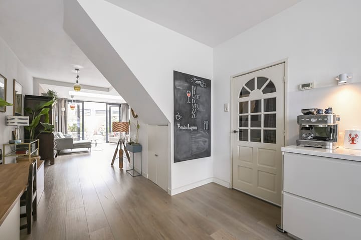 Foto 21 van van Barbansonstraat 66