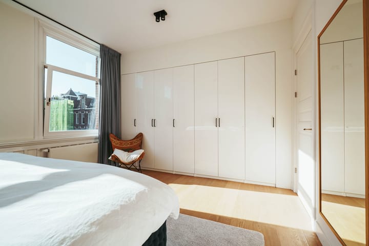 Photo 16 of Valeriusstraat 149-2