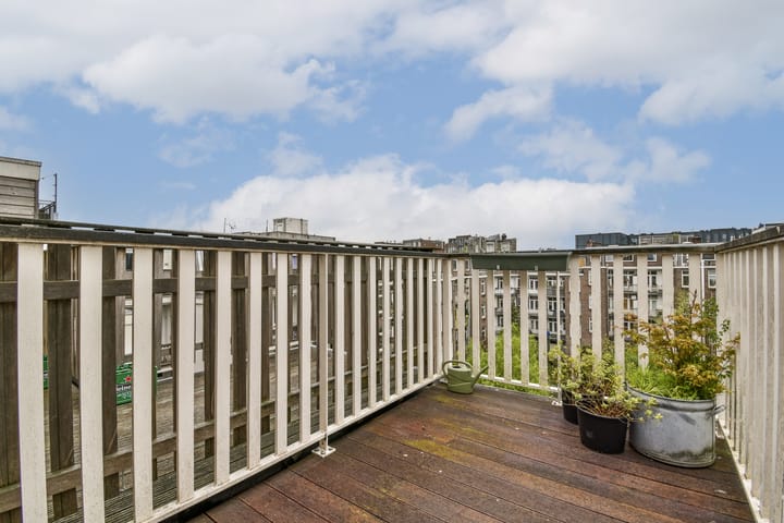 Photo 21 of Rombout Hogerbeetsstraat 10-3