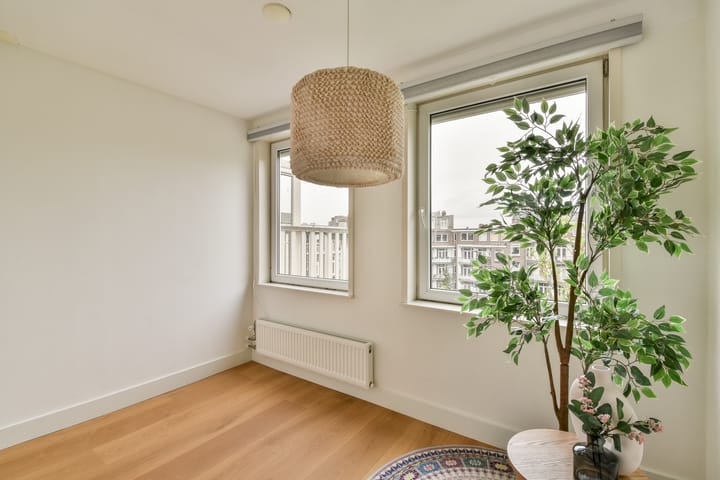 Photo 24 of Rombout Hogerbeetsstraat 10-3