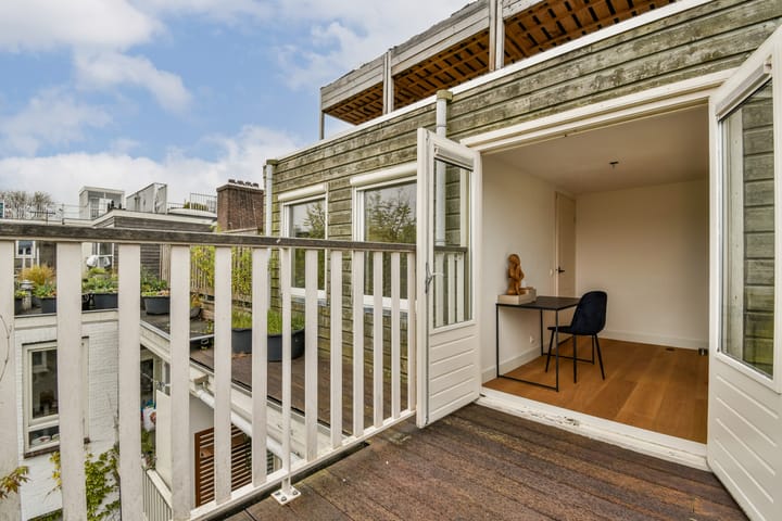 Photo 22 of Rombout Hogerbeetsstraat 10-3