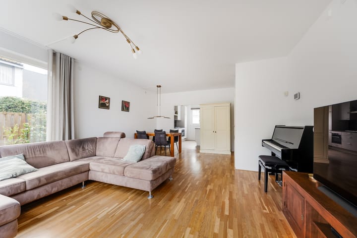 Foto 2 van Akenwerf 1