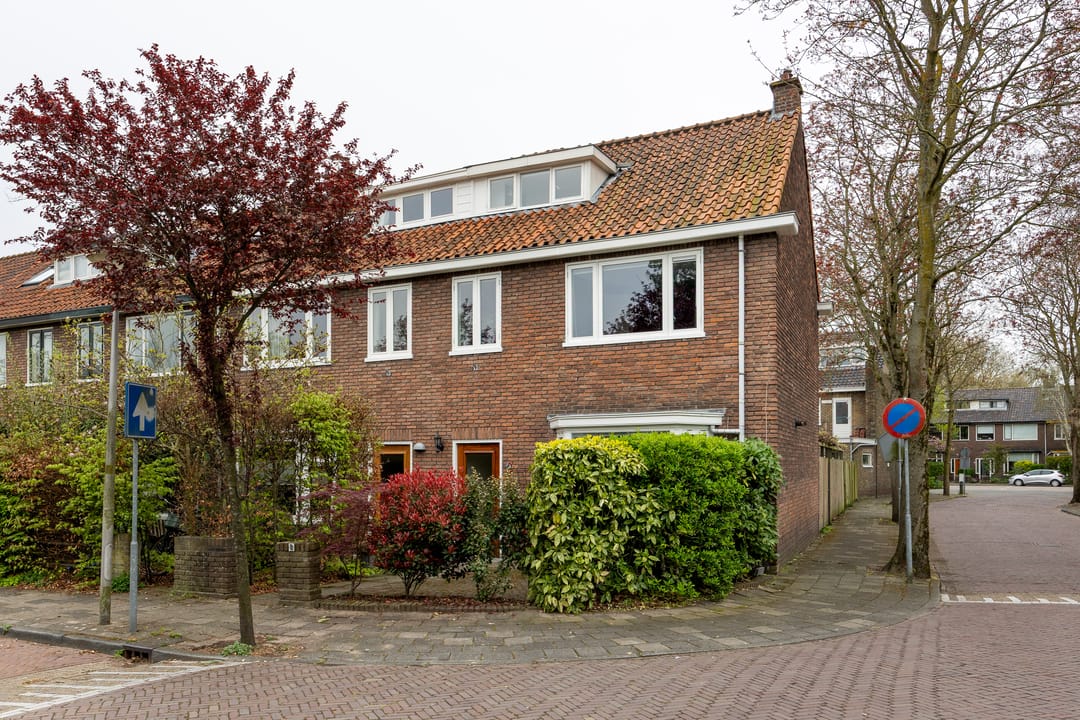 Photo 1 of Schoolstraat 2