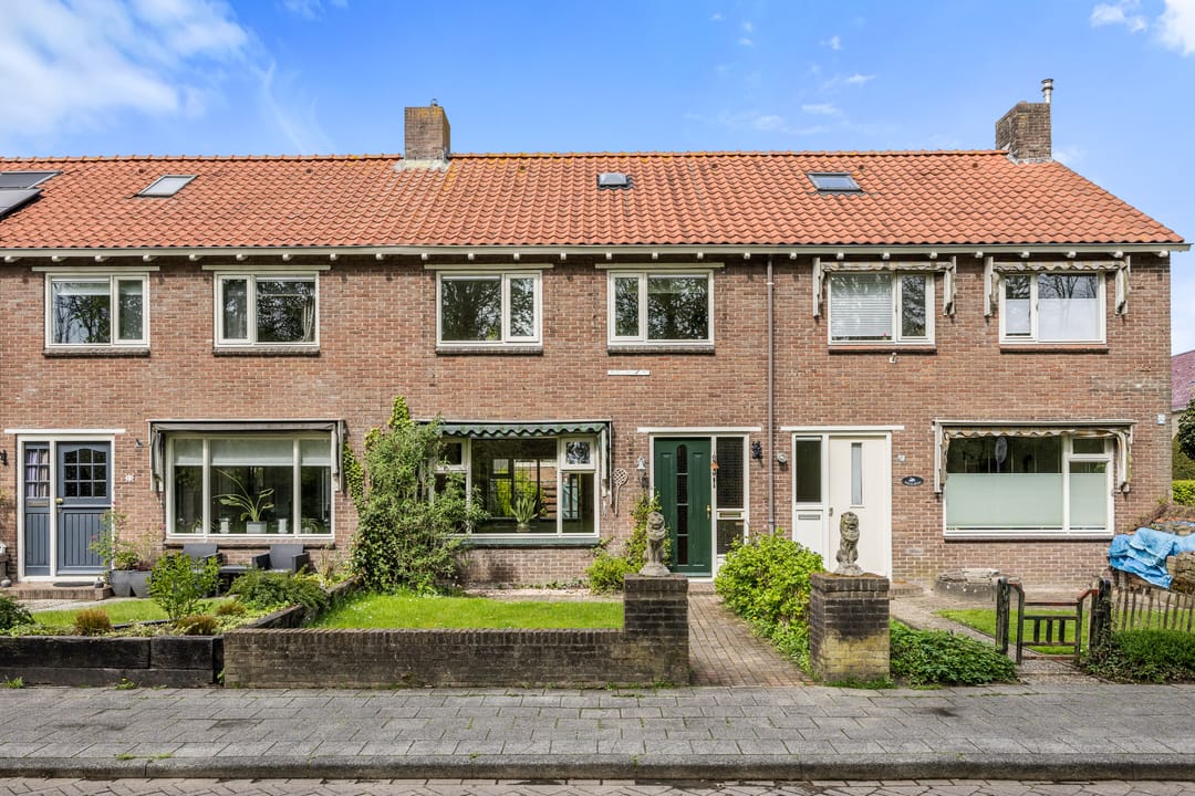 Photo 2 of Burgemeester Praamsmalaan 16