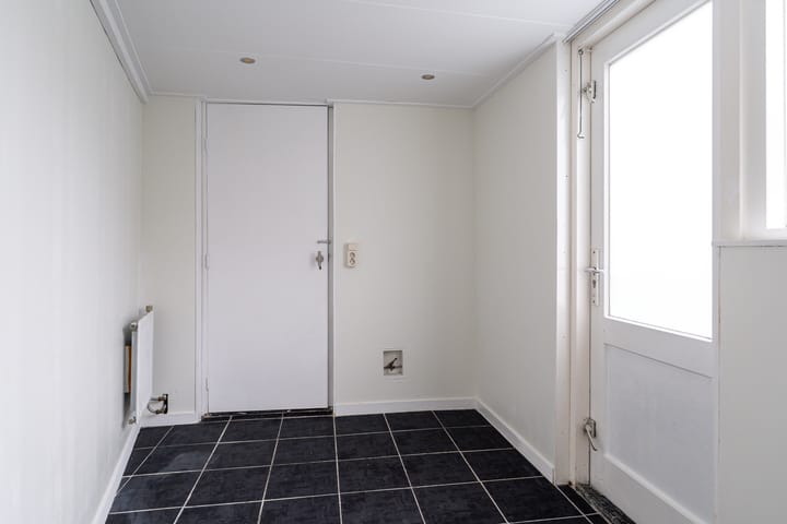 Photo 11 of Adriaen Brouwerstraat 41