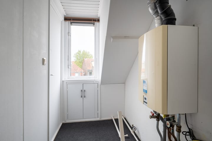 Foto 31 van Adriaen Brouwerstraat 41