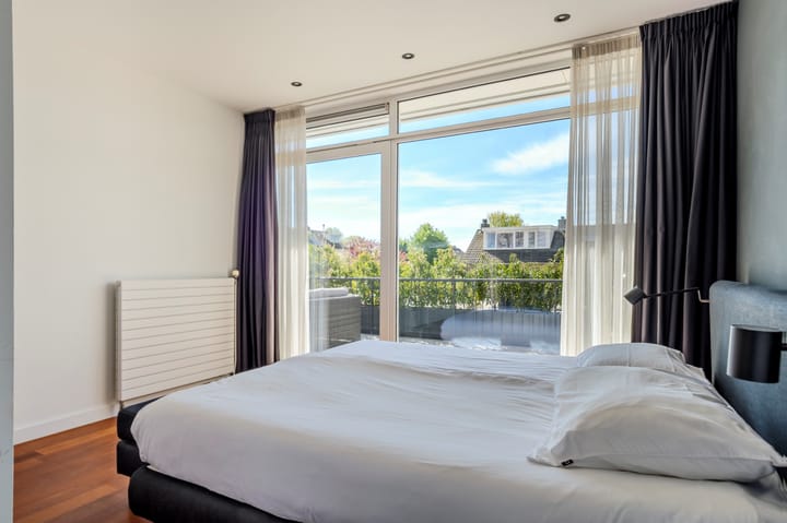 Foto 18 van Trompstraat 4