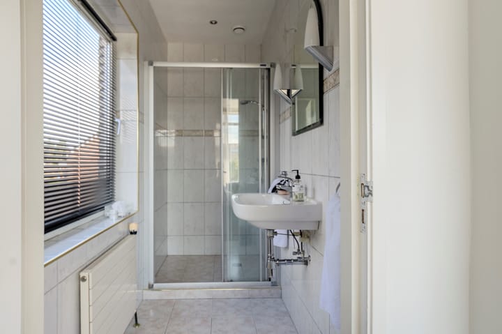 Foto 19 van Trompstraat 4