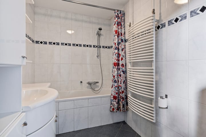 Photo 10 of Heistraat 113