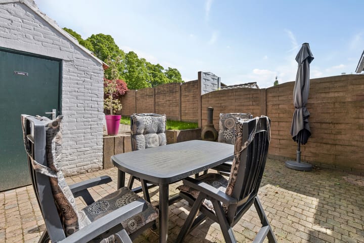 Photo 13 of Heistraat 113