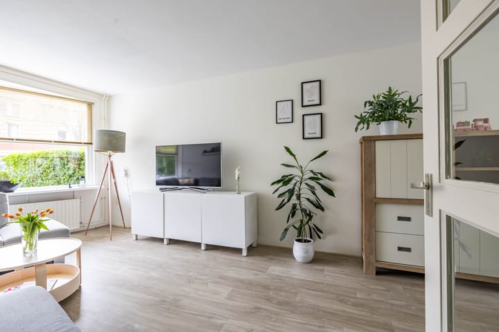 Foto 10 van J.H. Diemerstraat 1