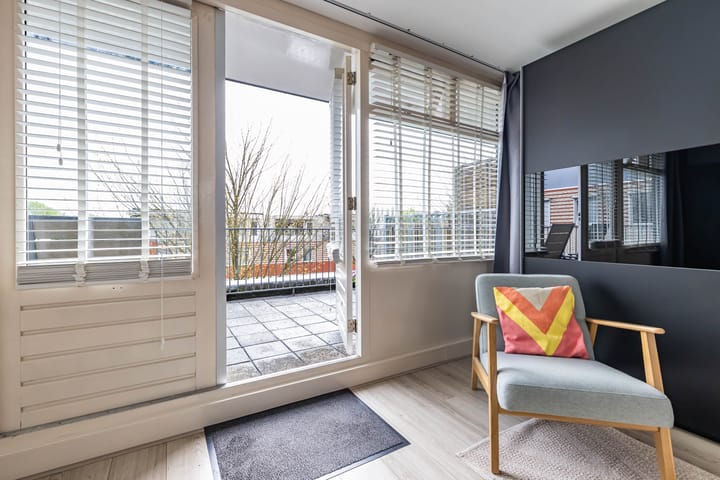 Foto 35 van J.H. Diemerstraat 1