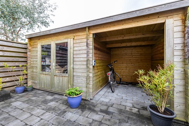 Foto 43 van J.H. Diemerstraat 1