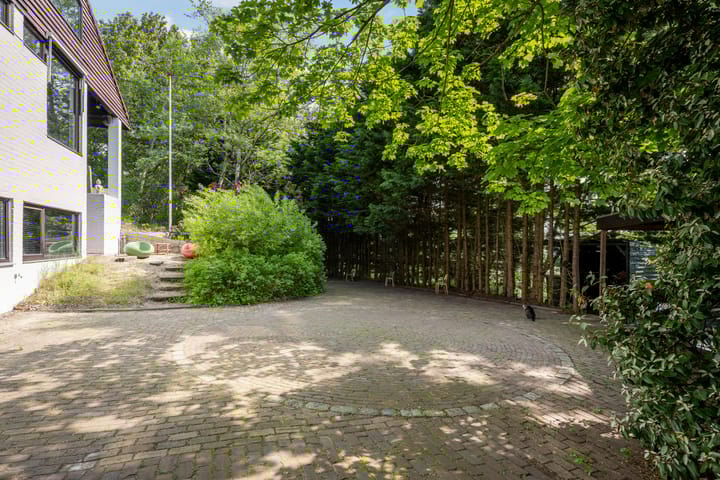 Photo 6 of Kennemerweg 3