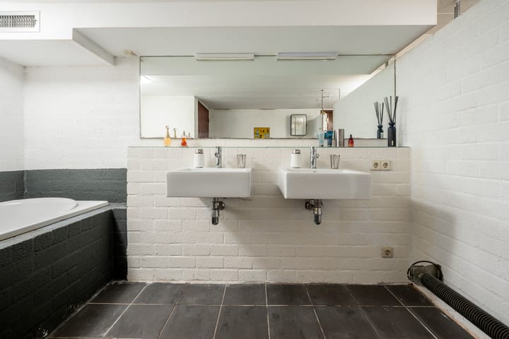 Photo 62 of Kennemerweg 3