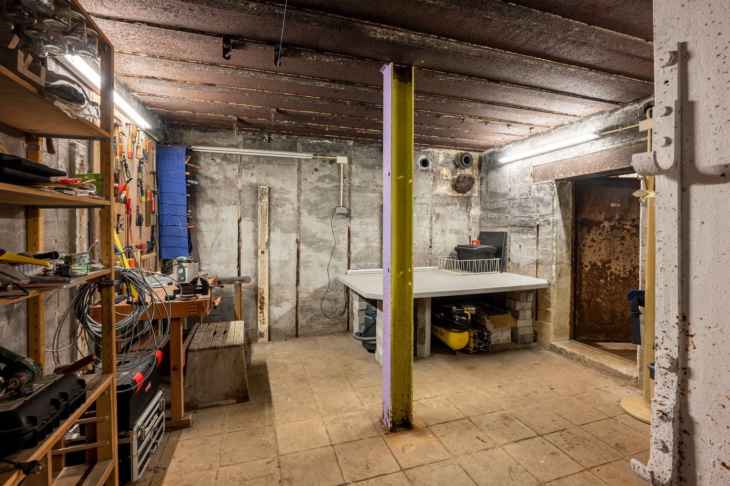 Foto 80 van Kennemerweg 3