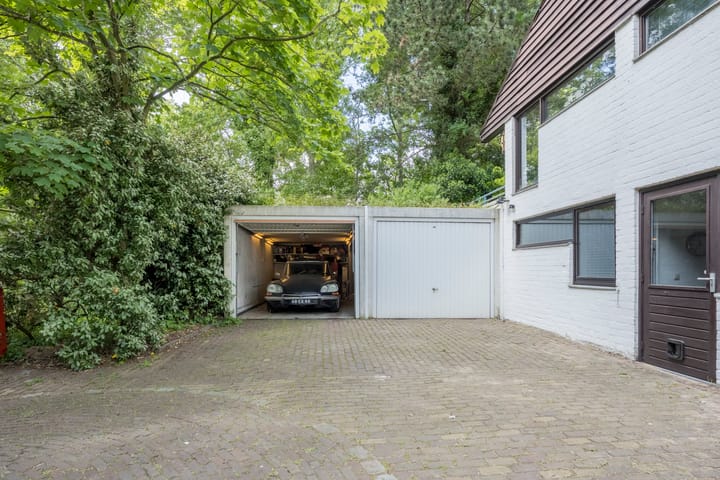 Photo 83 of Kennemerweg 3