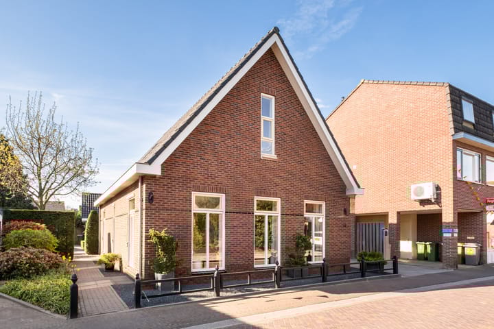 Foto 40 van Oranjestraat 12