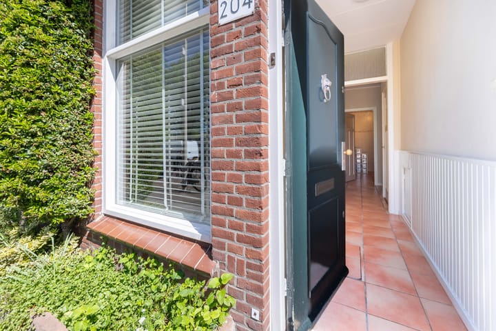 Photo 4 of Deimanstraat 204