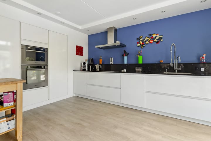 Foto 2 van Overstag 8