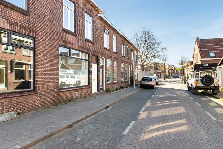 Foto 5 van van Middelantstraat 8