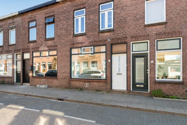 Foto 6 van van Middelantstraat 8