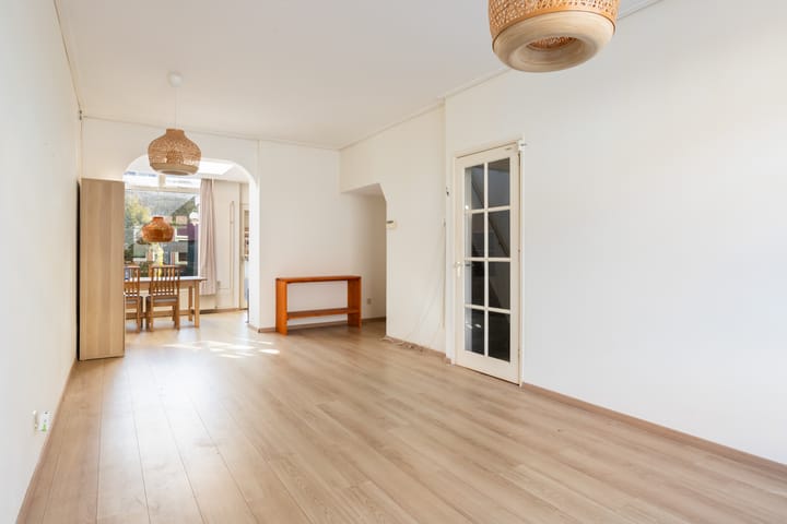 Foto 10 van van Middelantstraat 8