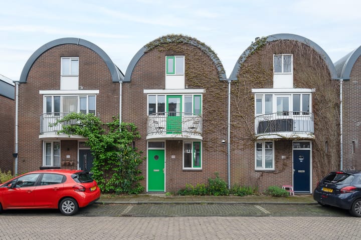 Foto 1 van Warmoesstraat 48