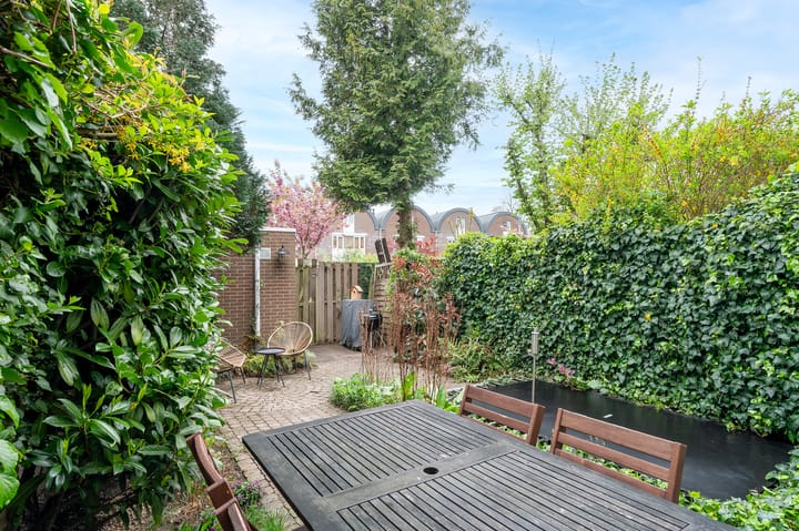 Foto 12 van Warmoesstraat 48