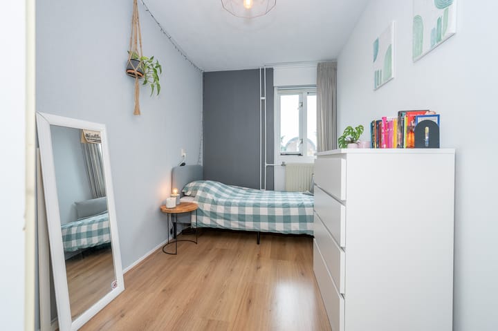 Foto 23 van Warmoesstraat 48