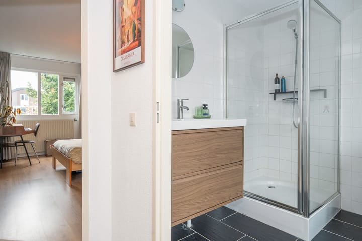 Foto 26 van Warmoesstraat 48