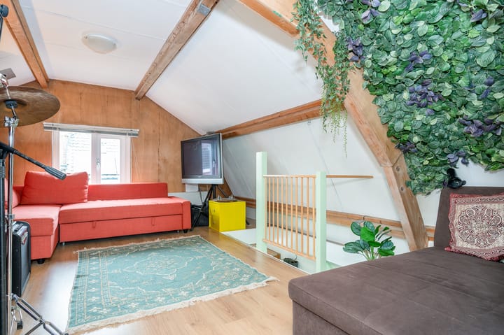 Foto 30 van Warmoesstraat 48