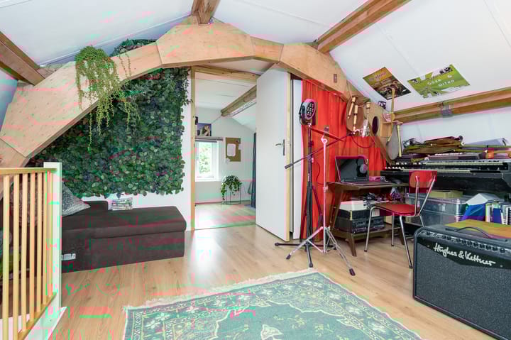 Foto 32 van Warmoesstraat 48