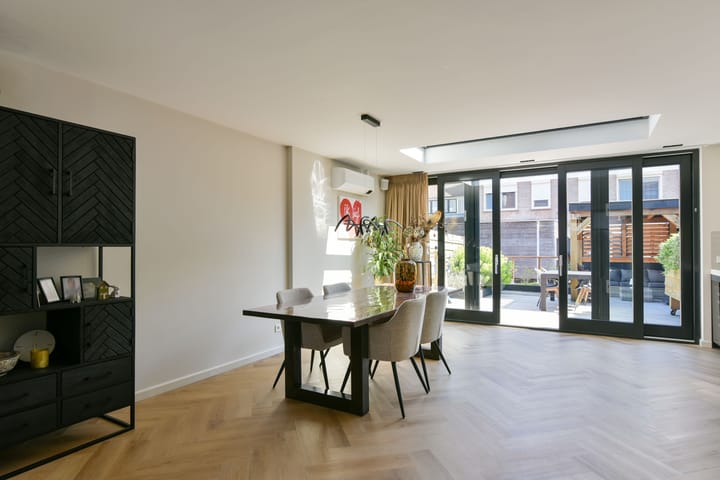 Foto 8 van Lange Meer 6