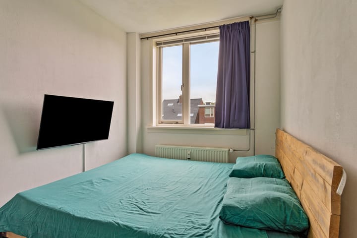 Foto 25 van Adriaan van Ostadestraat 99