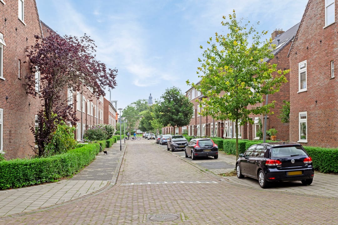 Foto 37 van Adriaan van Ostadestraat 99