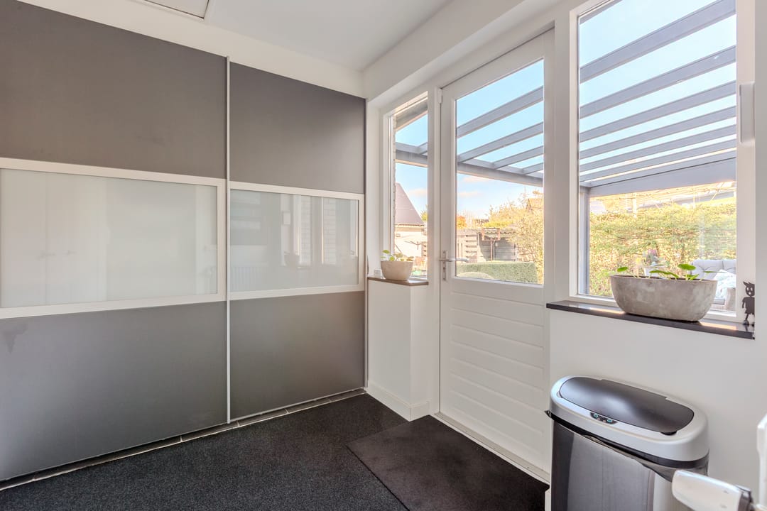 Photo 13 of Koperwiek 31