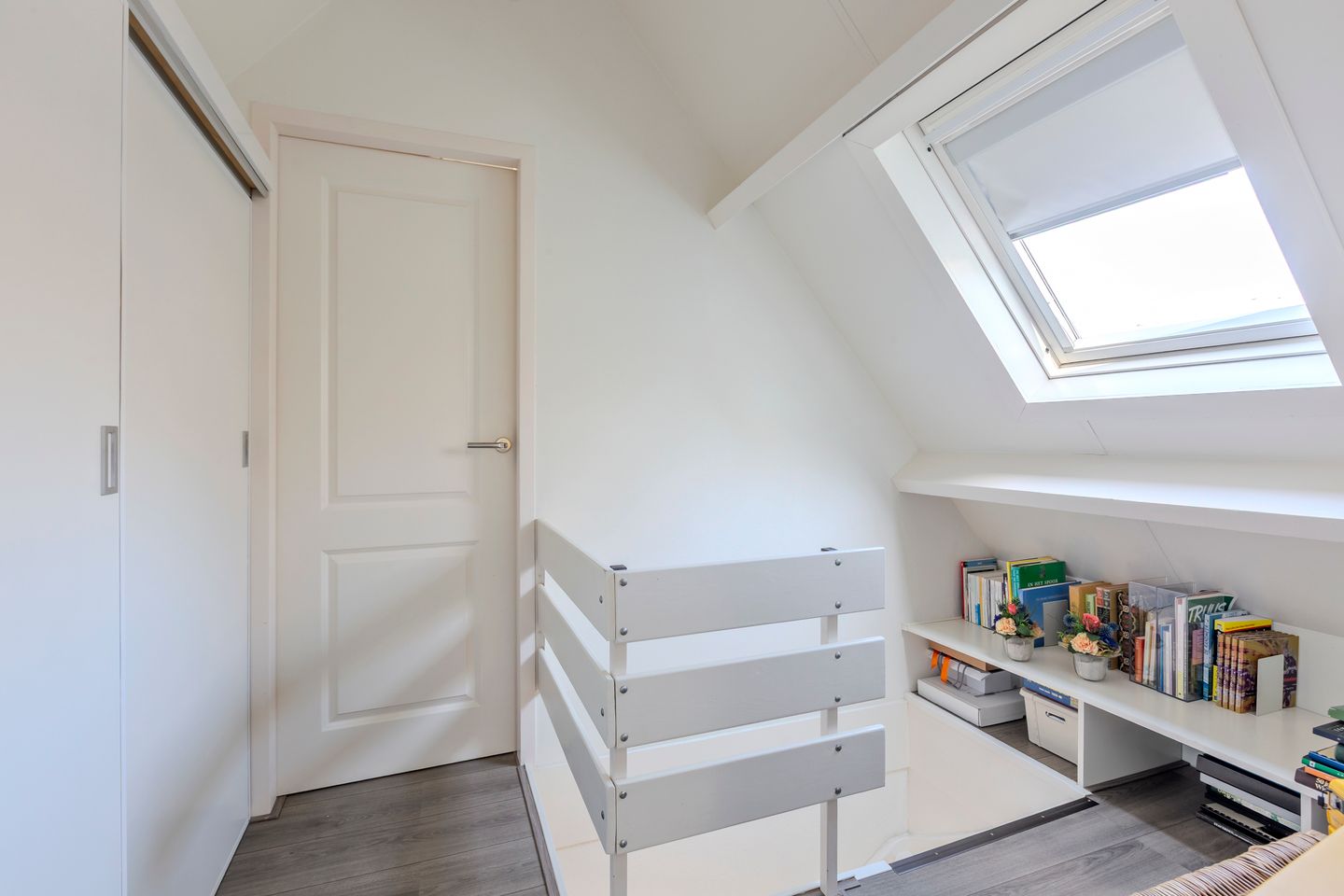 Photo 29 of Koperwiek 31